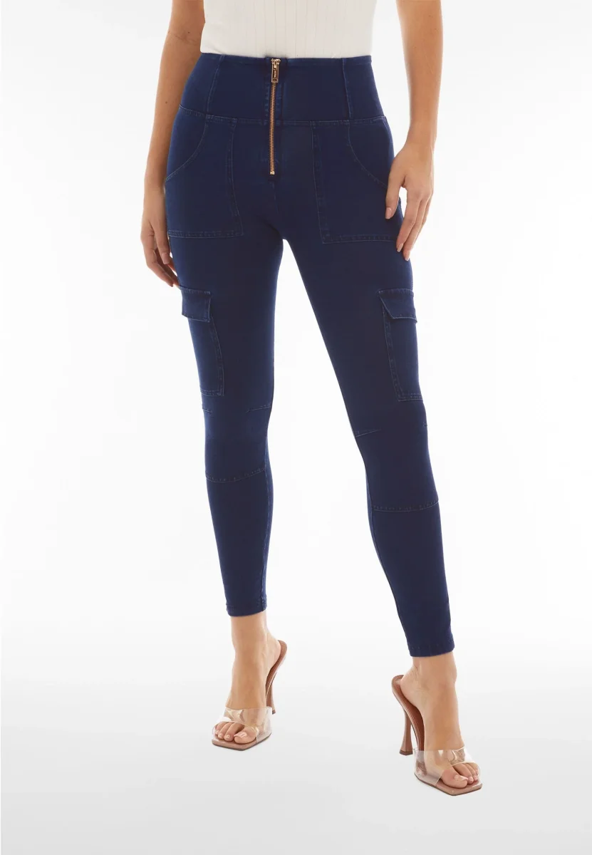 WR.UP Push-Up High Waist Skinny 7/8 Pant With Cargo Pockets - Denim Dark Blue - Blue Seam