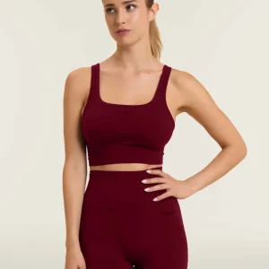 Seamless Sport Top Medium Support Round Neck - Rumba Red