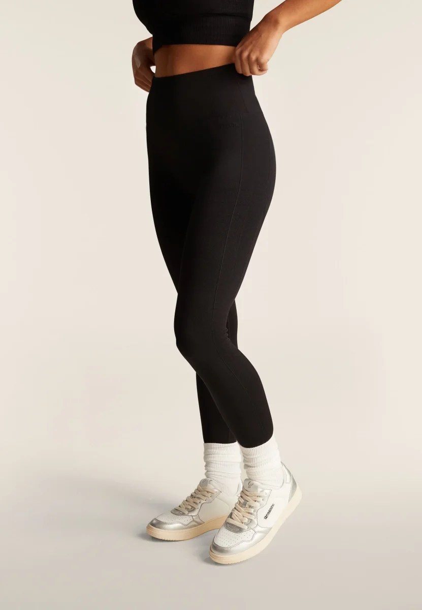Seamless Push-Up Super High Waist Skinny 7/8 Leggings - Black - Bild 6