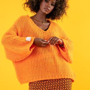 Oversize soft yarn orange